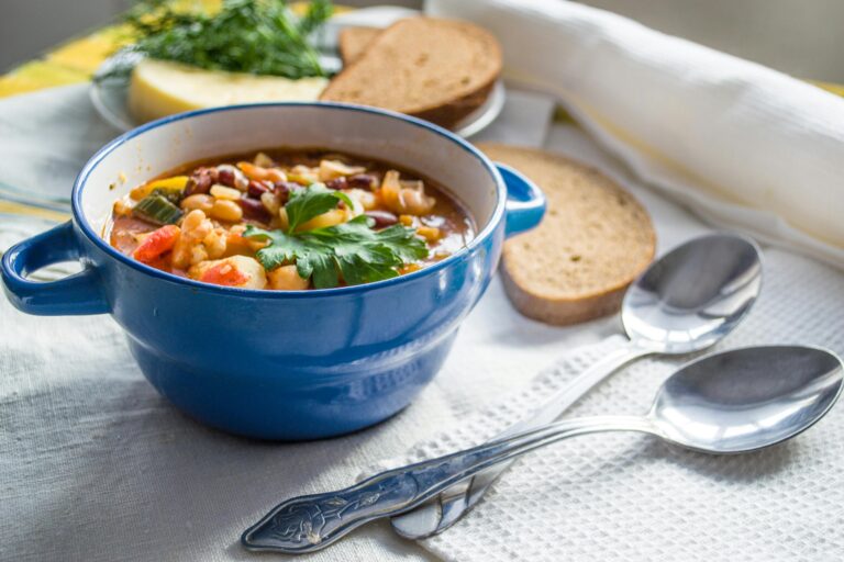 Monsoon Diet for Older Adults: Foods That Boost Immunity